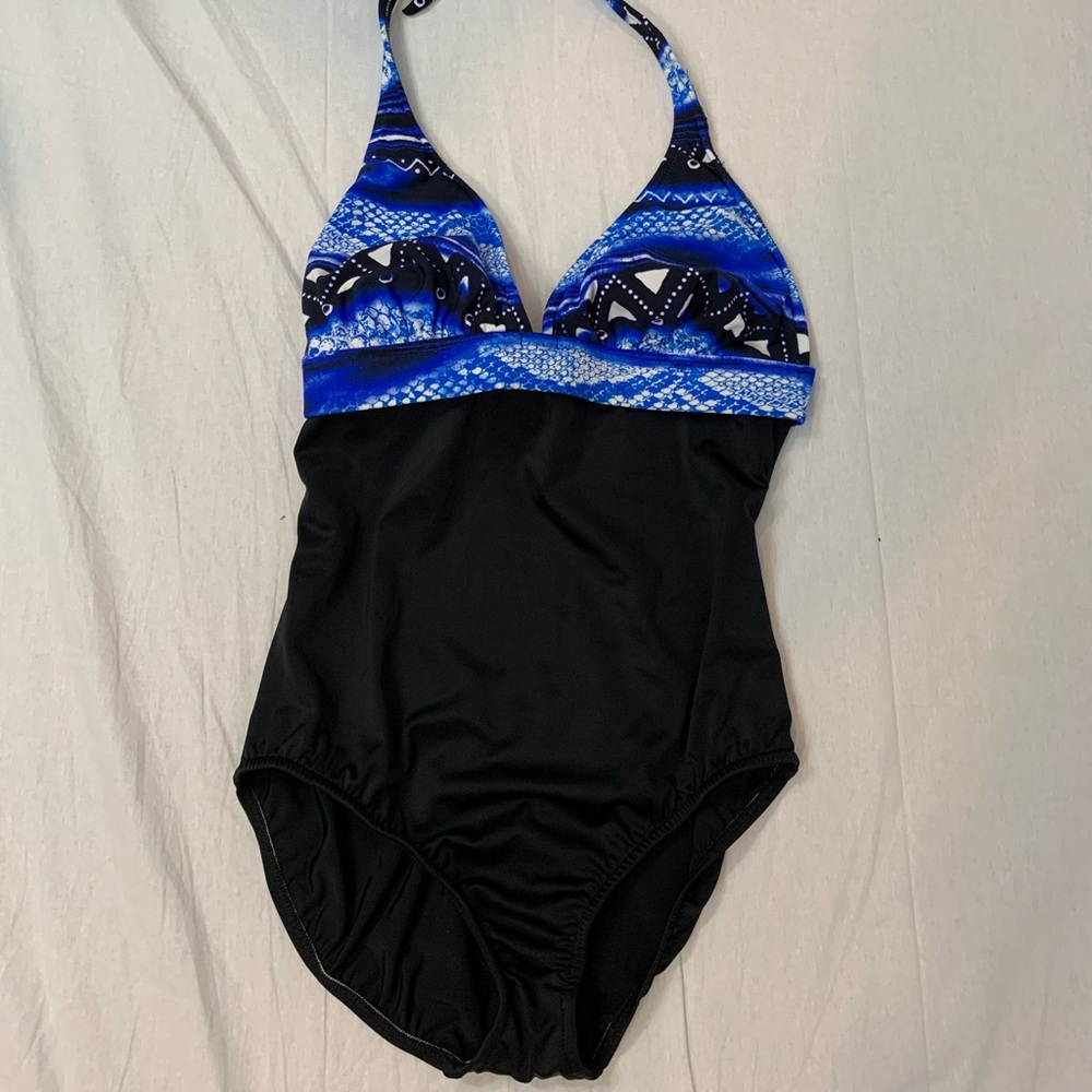 Venus Swim Suit Low Cut in Back Size 10 Monokini.
